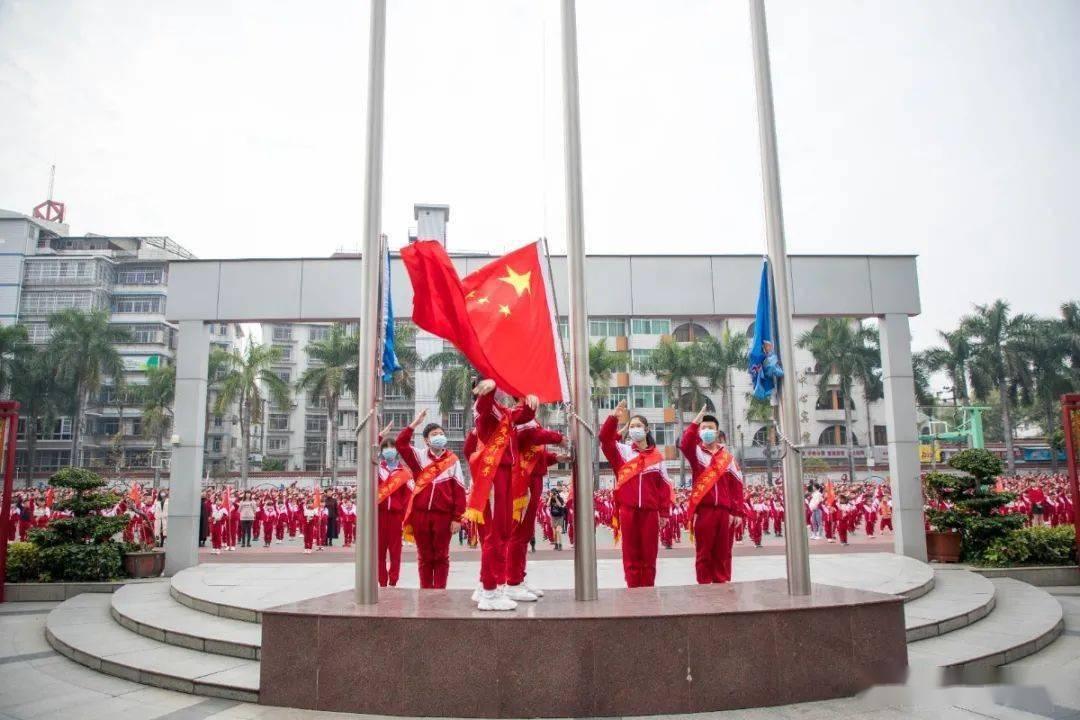 时尚公主做美甲